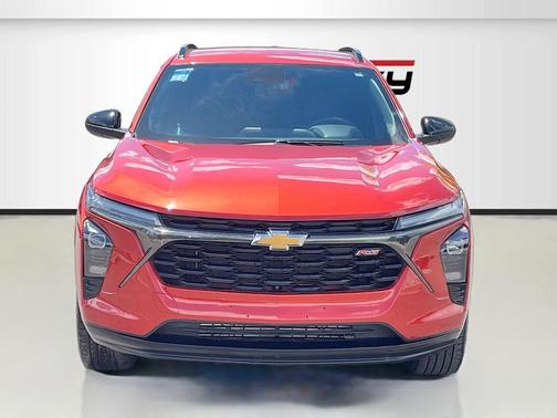 Cayenne Orange Metallic 2024 Chevrolet Trax FWD 2RS