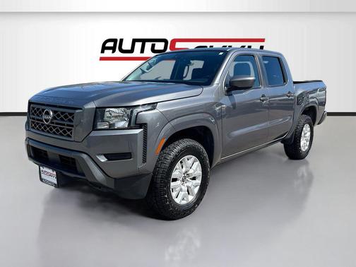 Gun Metallic 2022 Nissan Frontier SV