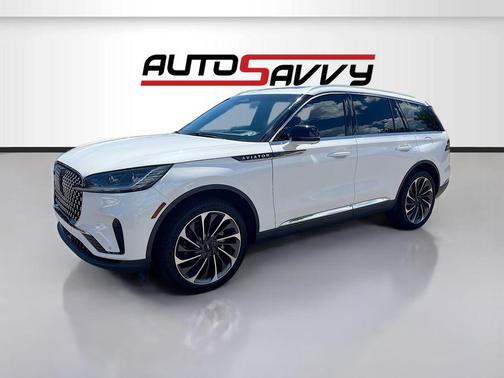 White Metallic 2025 Lincoln Aviator Reserve AWD