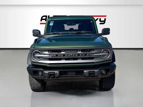 Eruption Green Metallic 2023 Ford Bronco Badlands