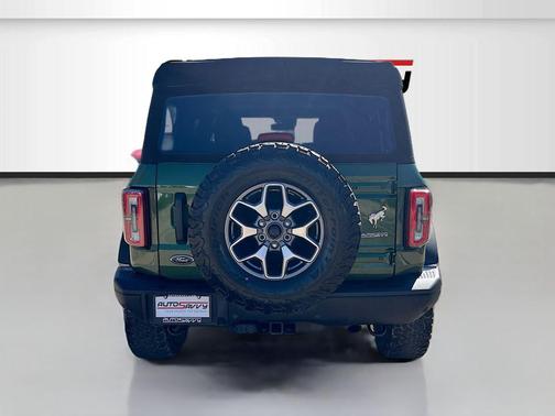 Eruption Green Metallic 2023 Ford Bronco Badlands