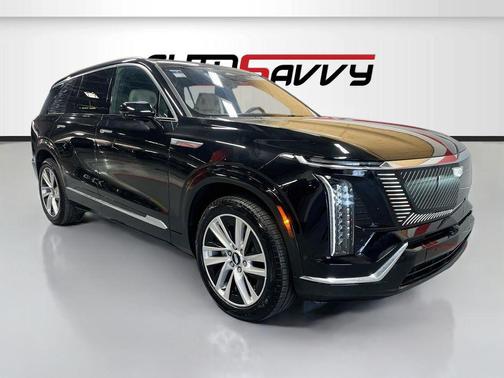 Stellar Black Metallic 2026 Cadillac VISTIQ Luxury
