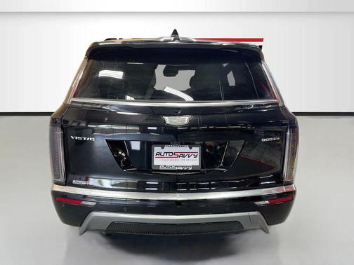 Stellar Black Metallic 2026 Cadillac VISTIQ Luxury