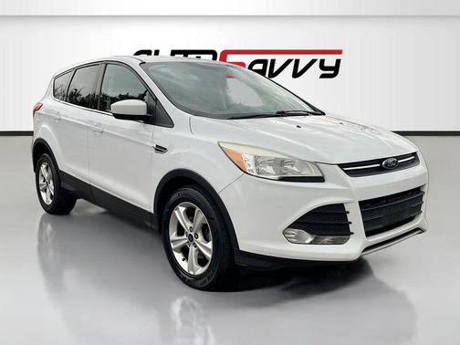 Oxford White 2014 Ford Escape SE