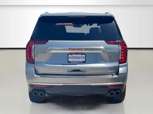 Sterling Metallic 2024 GMC Yukon XL Denali