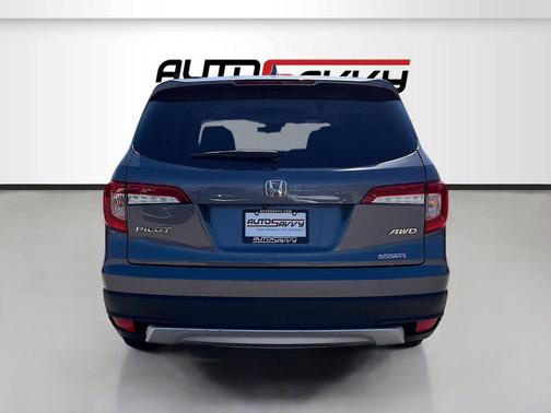 Gray 2021 Honda Pilot AWD EX-L