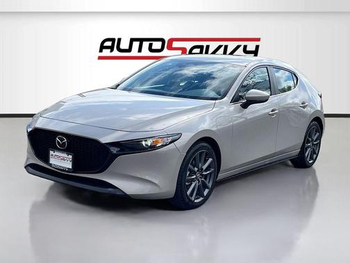 Platinum Quartz Metallic 2024 Mazda Mazda3 FWD w/Preferred Package