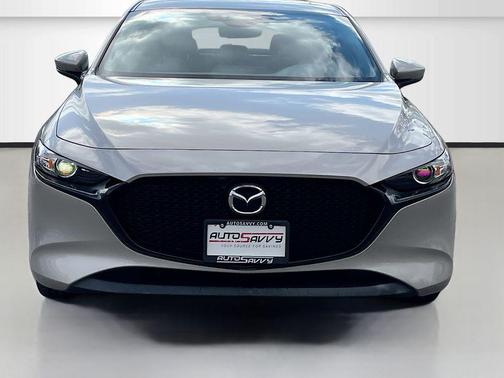Platinum Quartz Metallic 2024 Mazda Mazda3 FWD w/Preferred Package