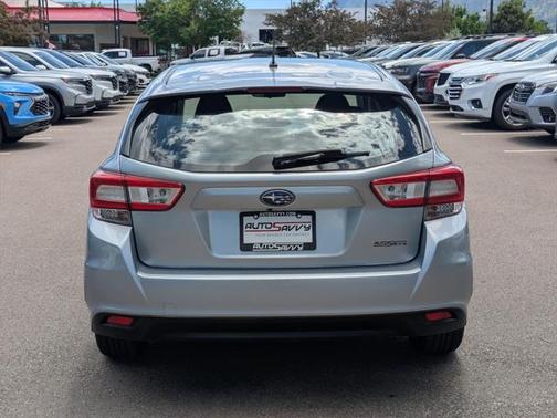 2019 Subaru Impreza 2.0i