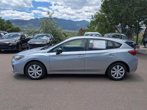 2019 Subaru Impreza 2.0i