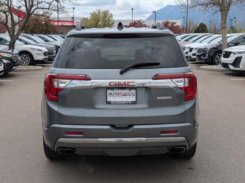 2022 GMC Acadia Denali
