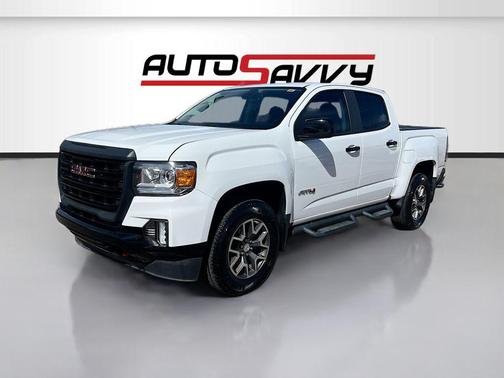 Summit White 2022 GMC Canyon AT4