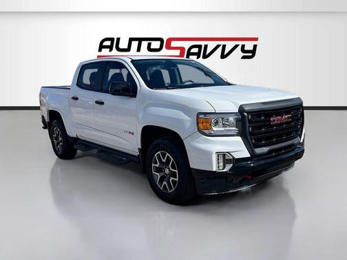 Summit White 2022 GMC Canyon AT4