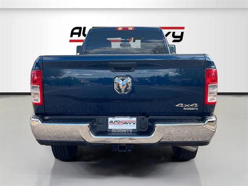 2024 RAM 2500 Tradesman Crew Cab 4x4 8' Box