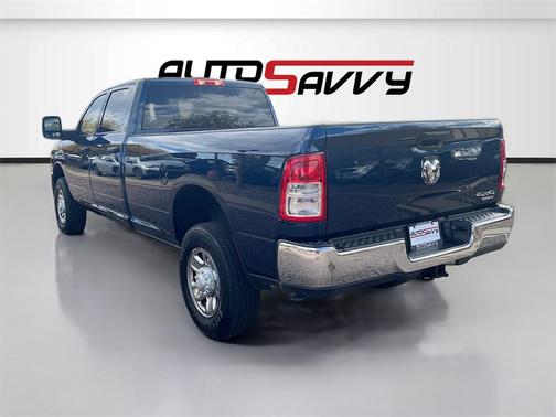 2024 RAM 2500 Tradesman Crew Cab 4x4 8' Box