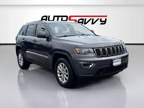 Granite Crystal Metallic Clearcoat 2021 Jeep Grand Cherokee Laredo