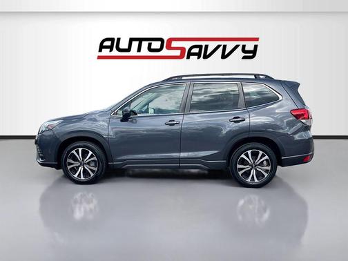 Magnetite Gray Metallic 2023 Subaru Forester Limited