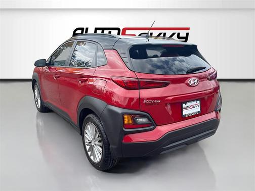 2021 Hyundai KONA SEL