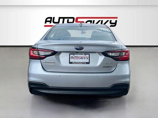 Ice Silver Metallic 2025 Subaru Legacy Limited