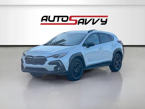 Crystal White Pearl 2025 Subaru Crosstrek Limited