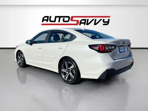 Crystal White Pearl 2020 Subaru Legacy Limited