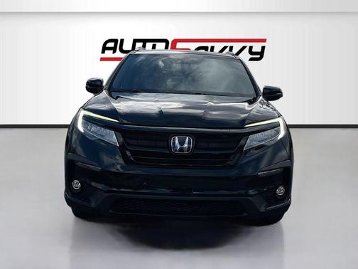 Crystal Black Pearl 2020 Honda Pilot AWD Black Edition