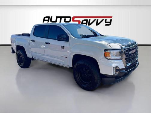 Summit White 2022 GMC Canyon AT4