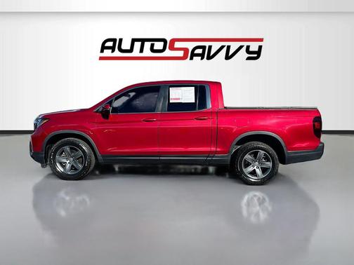 Radiant Red Metallic II 2023 Honda Ridgeline RTL