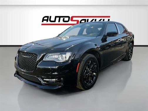 2023 Chrysler 300 Touring