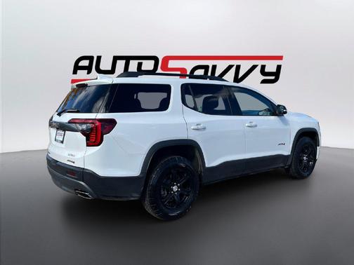Summit White 2023 GMC Acadia AT4