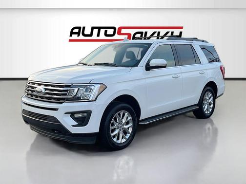 Star White Metallic Tri-Coat 2021 Ford Expedition XLT