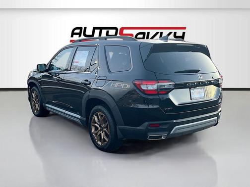2023 Honda Pilot AWD Elite