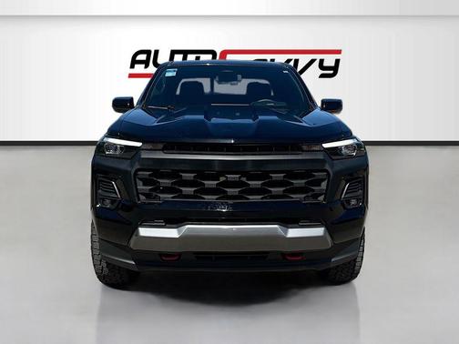 Black 2024 Chevrolet Colorado Z71