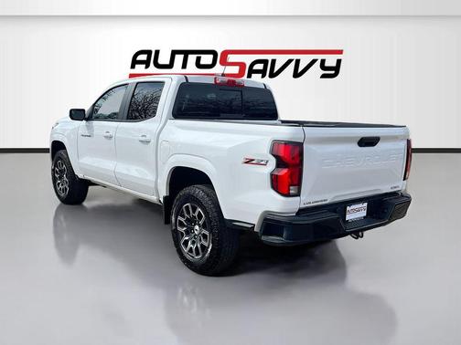 Summit White 2024 Chevrolet Colorado Z71
