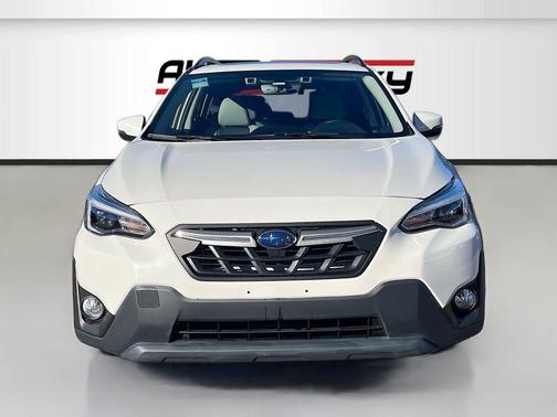 Crystal White Pearl 2023 Subaru Crosstrek Limited