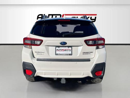 Crystal White Pearl 2023 Subaru Crosstrek Limited