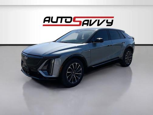 Argent Silver Metallic 2025 Cadillac LYRIQ Sport