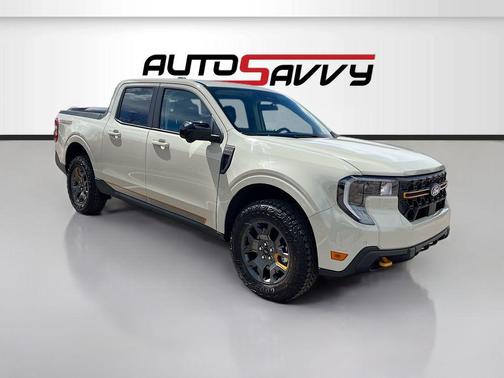 Desert Sand 2025 Ford Maverick Tremor