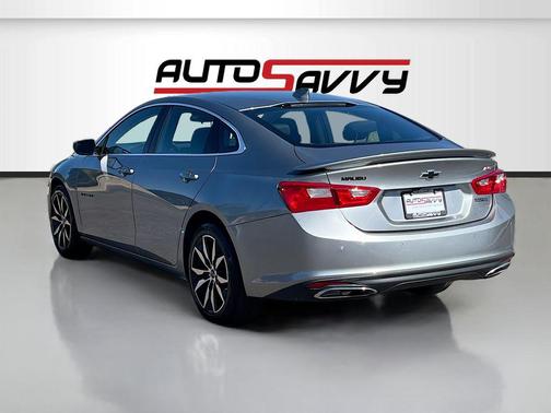 Sterling Gray Metallic 2024 Chevrolet Malibu FWD RS