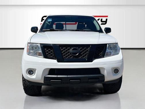 Glacier White 2021 Nissan Frontier SV