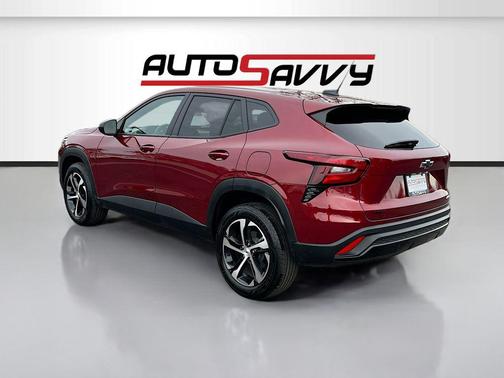 Crimson Metallic 2025 Chevrolet Trax FWD 1RS