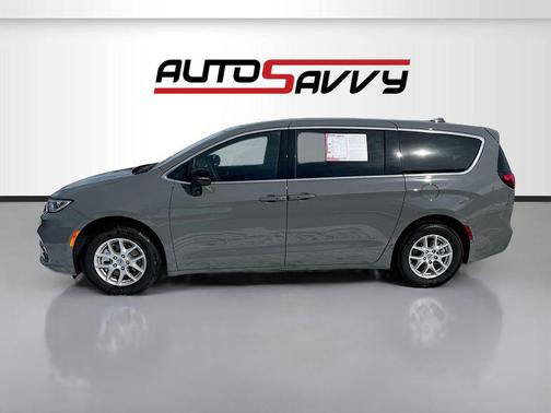 2025 Chrysler Pacifica L