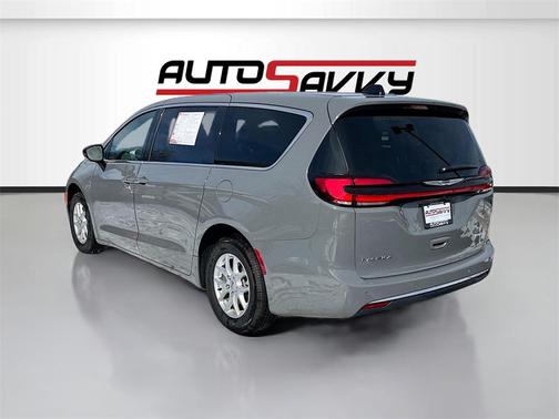 2025 Chrysler Pacifica L