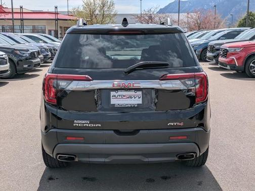 2023 GMC Acadia AWD AT4