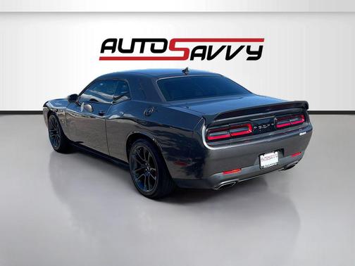Granite Pearlcoat 2023 Dodge Challenger R/T Scat Pack