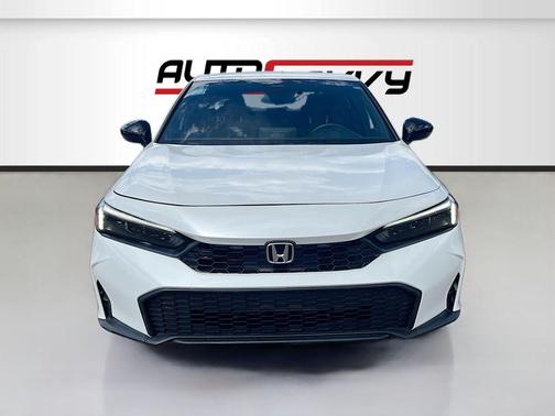 Platinum White Pearl 2025 Honda Civic Sport
