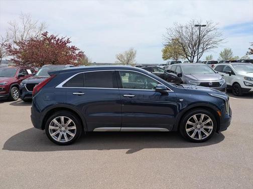2019 Cadillac XT4 Premium Luxury
