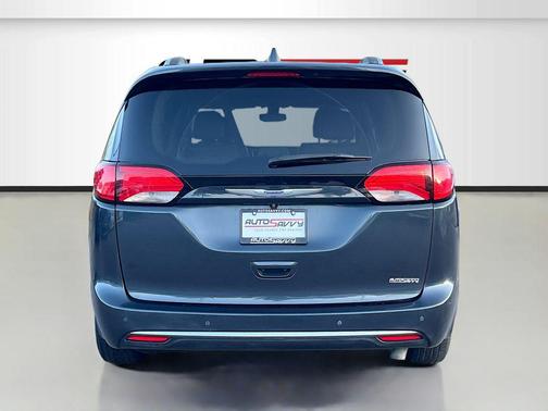Maximum Steel Metallic Clearcoat 2020 Chrysler Pacifica Limited