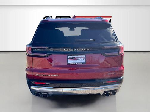 2024 GMC Acadia Denali