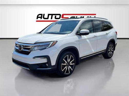 2022 Honda Pilot Touring 8-Passenger
